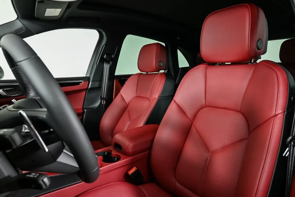 2026 Porsche Macan Base - Photo 40