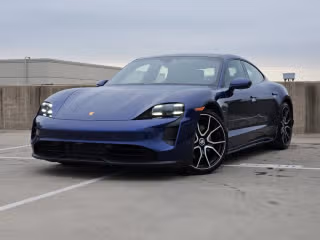 2023 Porsche Taycan -'s photo