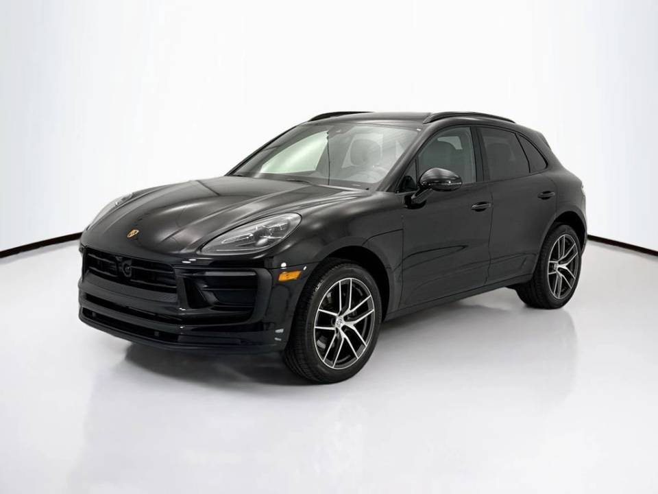 2024 Porsche Macan Base