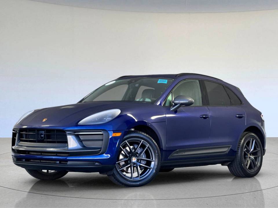 2023 Porsche Macan T