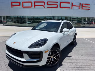 2025 Porsche Macan