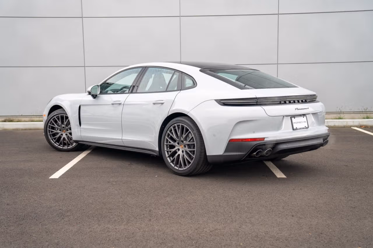 2026 Porsche Panamera Base - Photo 20