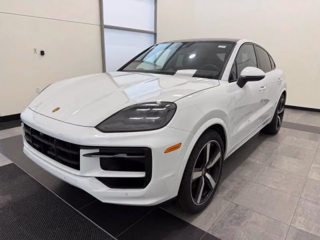 2026 Porsche Cayenne Coup Base - Photo 2