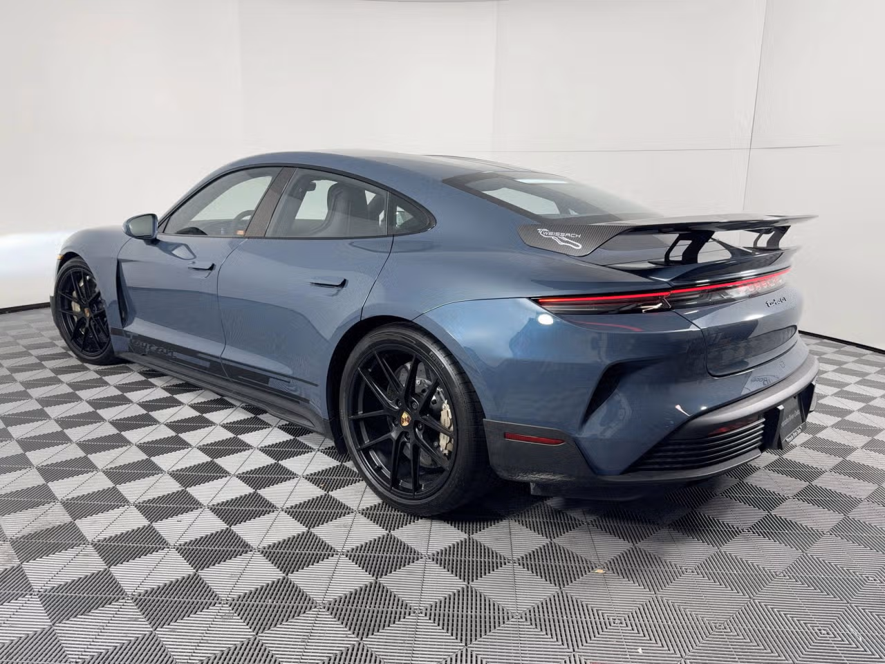 2025 Porsche Taycan Turbo GT - Photo 20