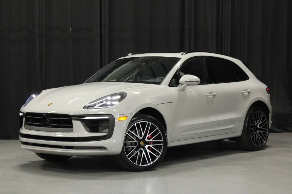 2026 Porsche Macan
