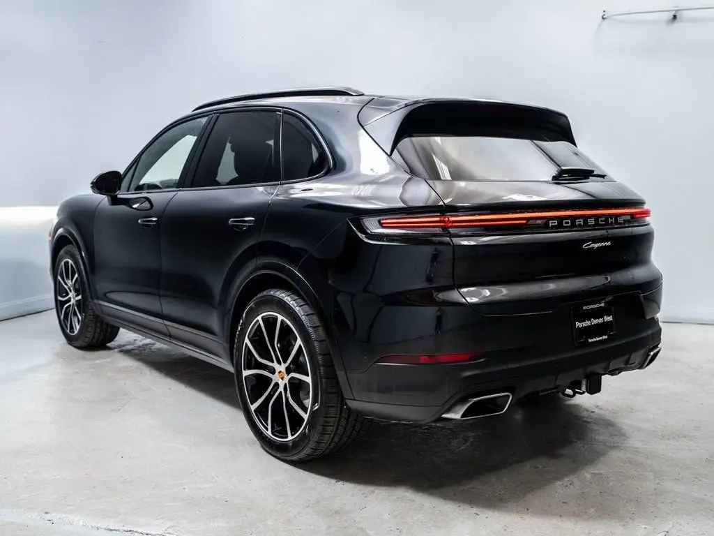 2026 Porsche Cayenne Base - Photo 24