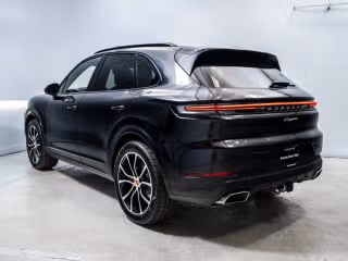 2026 Porsche Cayenne Base - Photo 17