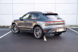 2026 Porsche Macan - Photo 17