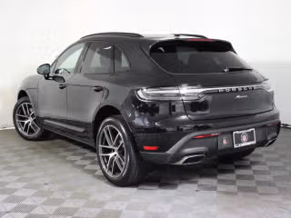2026 Porsche Macan Base - Photo 17
