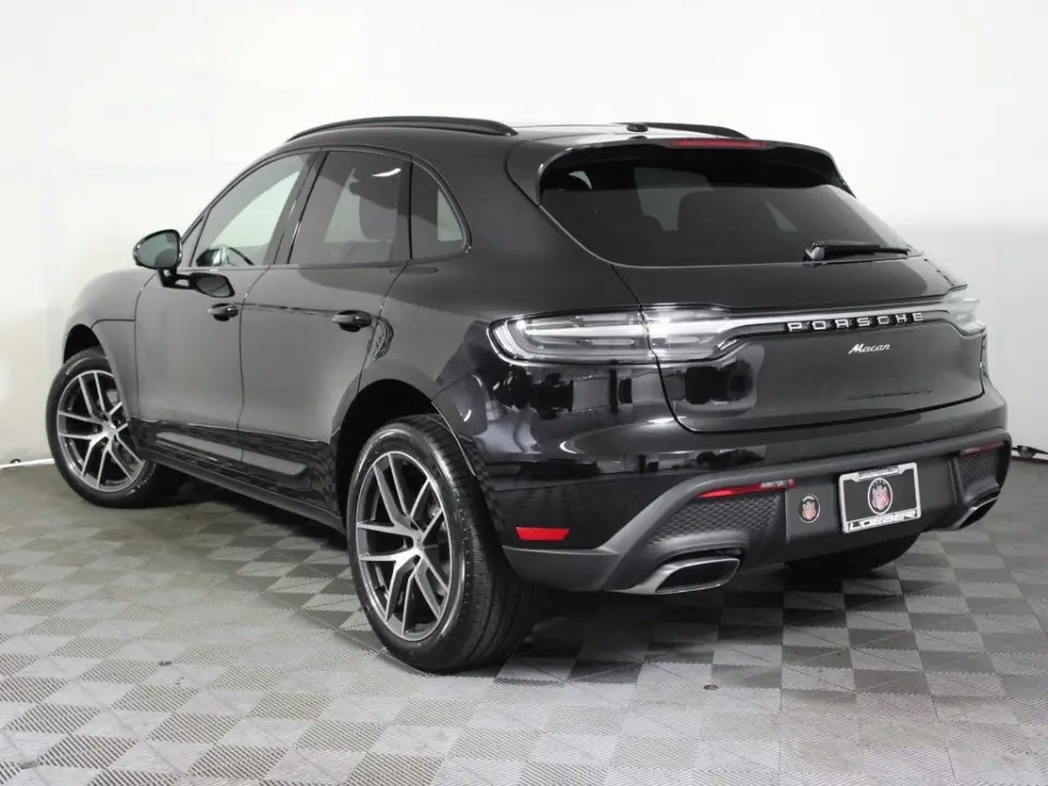 2026 Porsche Macan Base - Photo 23