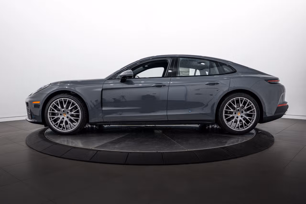 2026 Porsche Panamera Base - Photo 12