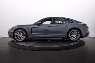 2026 Porsche Panamera Base - Photo 9
