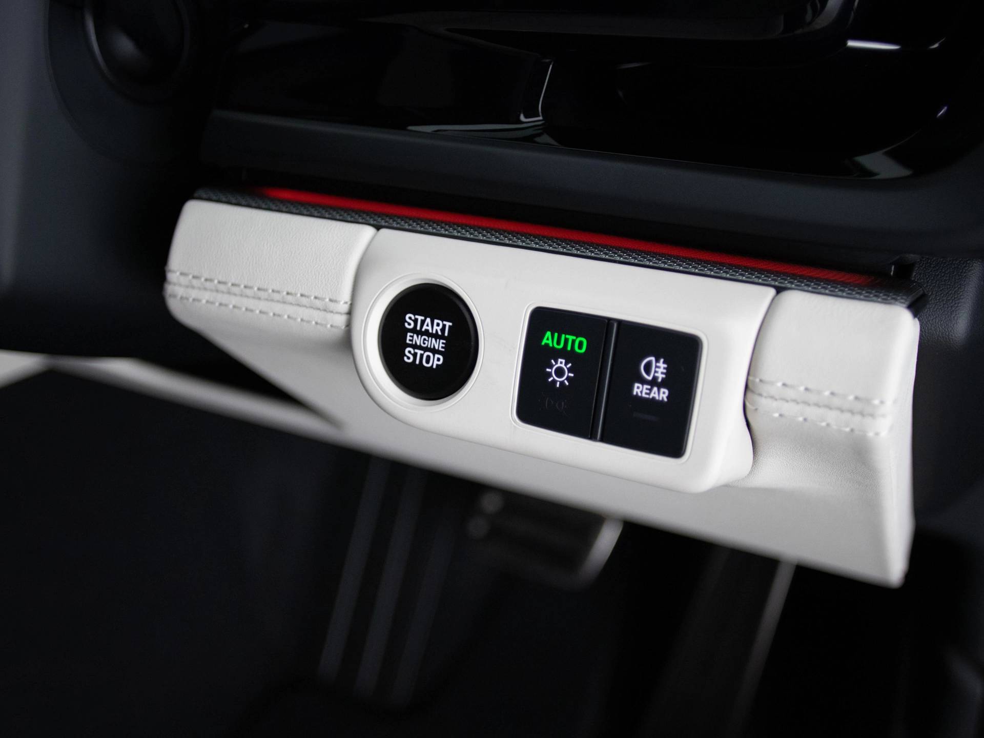 Panamera 4 E-Hybrid, photo 56 of 56