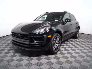2026 Porsche Macan T's photo