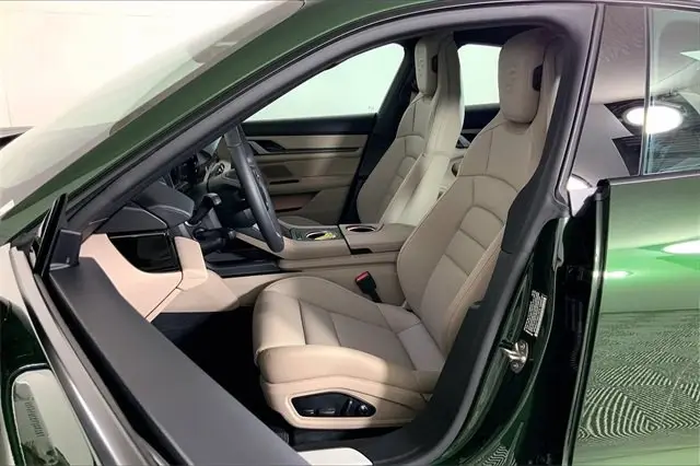 2025 Porsche Taycan Base - Photo 40