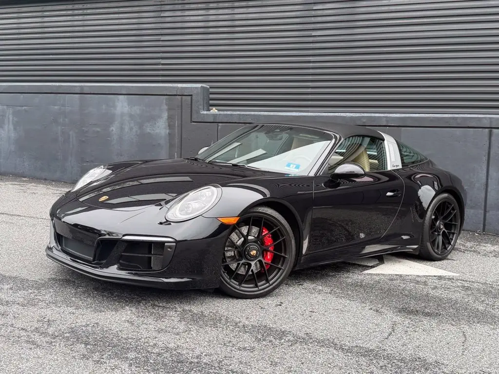 2018 Porsche 911 Targa 4 GTS