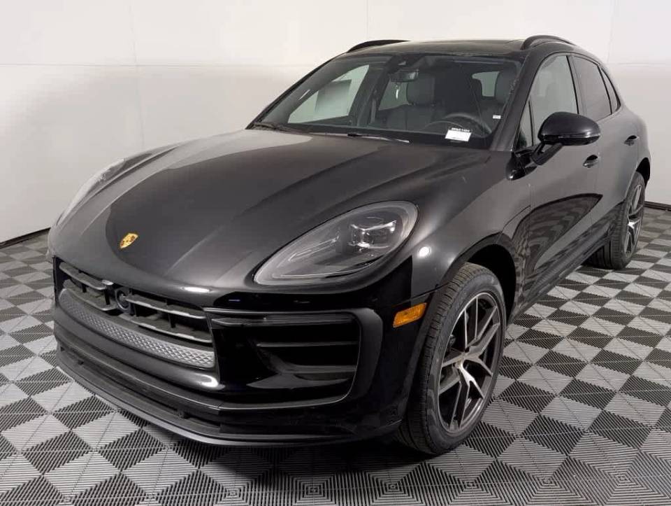 2026 Porsche Macan