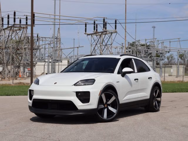 Used 2026 Porsche Macan Base with VIN WP1AA2XA1TL000728 for sale in Kansas City