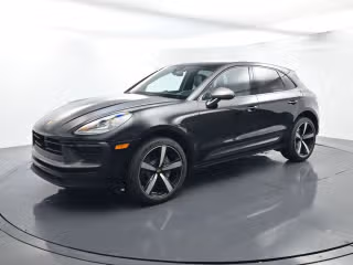 2023 Porsche Macan T's photo