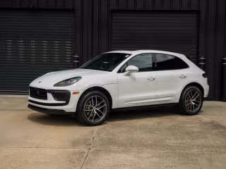2026 Porsche Macan's photo