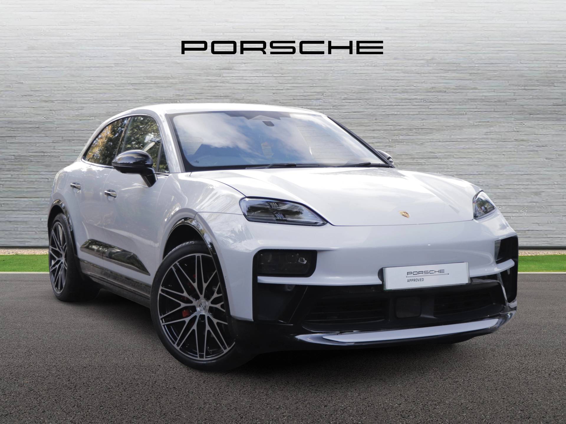 Macan 4S, photo 1 of 48