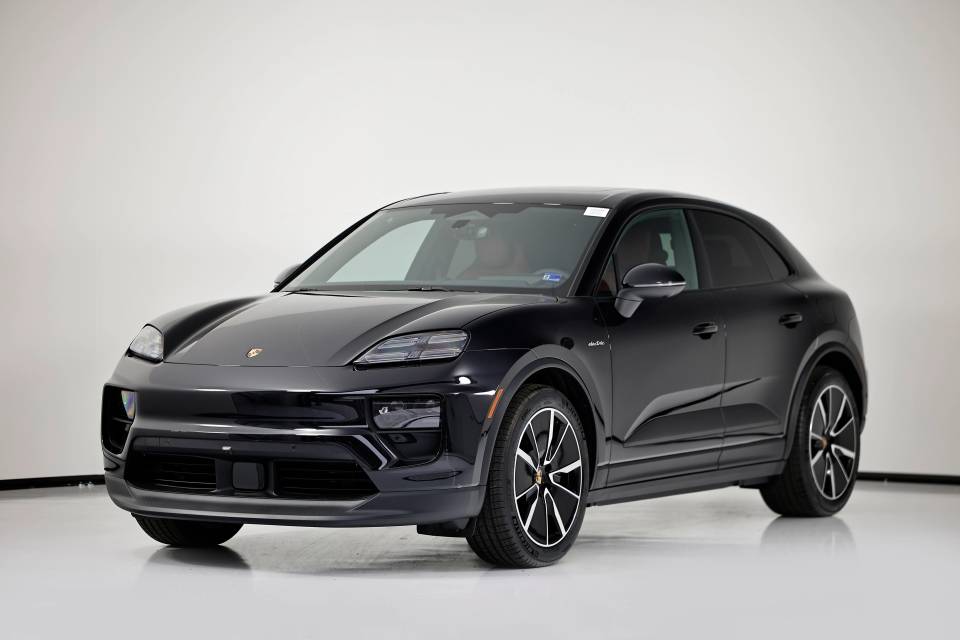 2026 Porsche Macan
