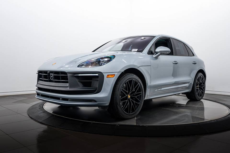 2026 Porsche Macan GTS