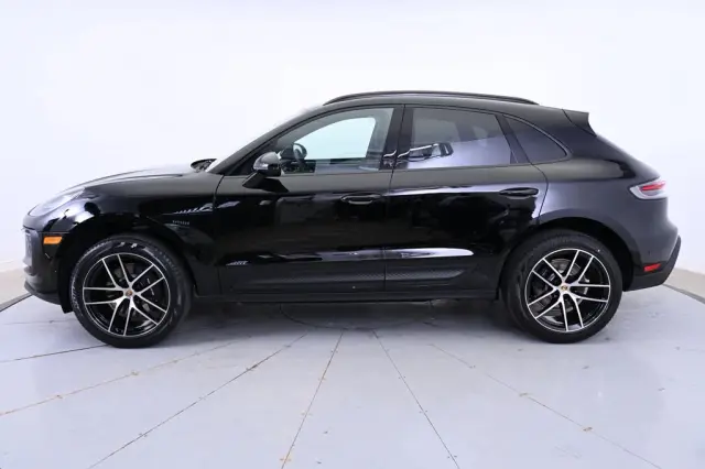 2025 Porsche Macan Base - Photo 14