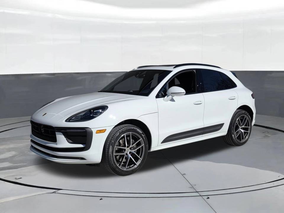 2026 Porsche Macan Base