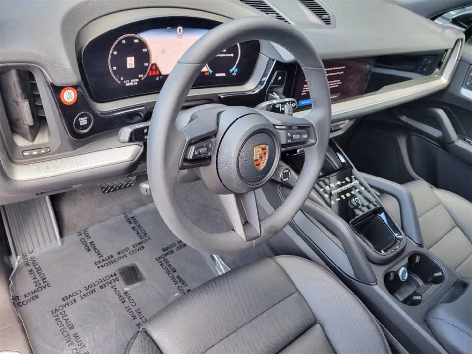 2025 Porsche Cayenne Base - Photo 27