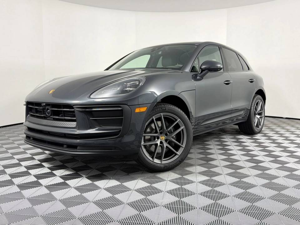 2026 Porsche Macan