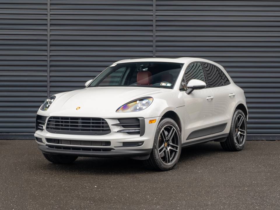2021 Porsche Macan Base