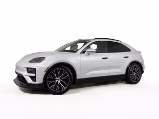 2025 Porsche Macan Macan Turbo Electric's photo