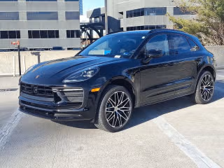 2026 Porsche Macan's photo