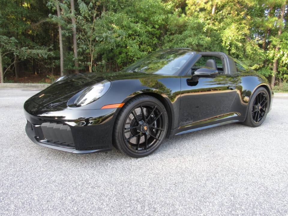 2026 Porsche 911 GTS