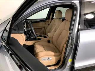 2026 Porsche Macan S - Photo 37