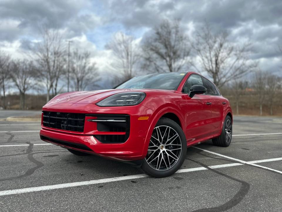 2025 Porsche Cayenne Coup Base