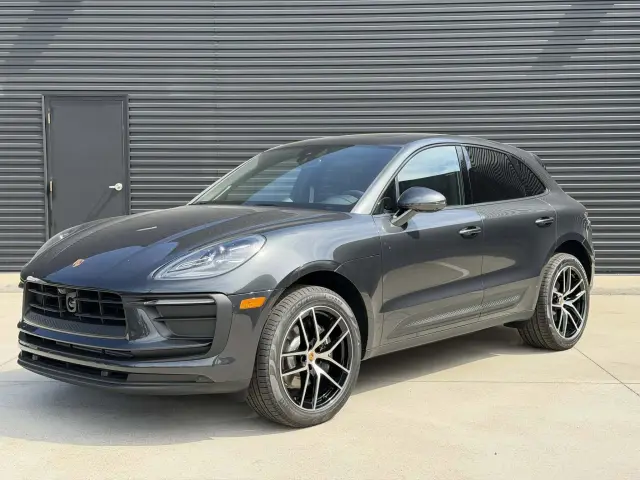 2026 Porsche Macan Base - Photo 6