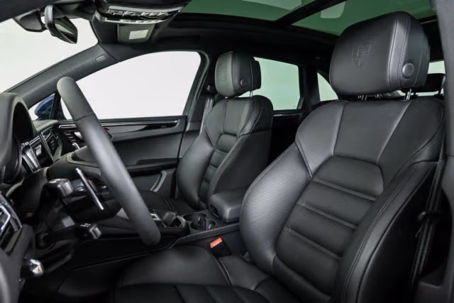 2026 Porsche Macan Base - Photo 34