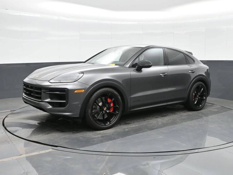 2025 Porsche Cayenne Coup GTS