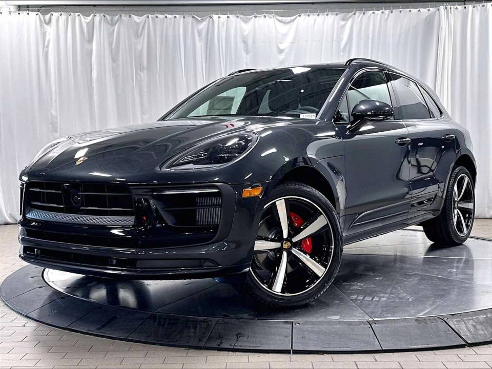 2026 Porsche Macan