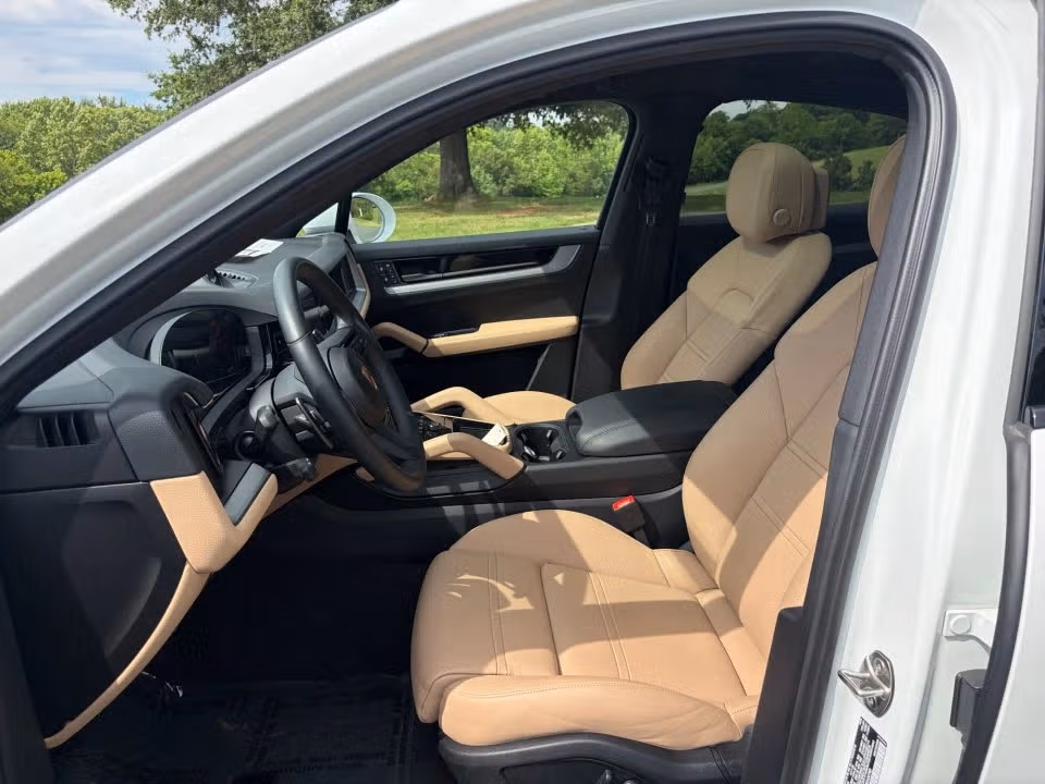 2025 Porsche Cayenne Coup Base - Photo 36