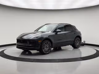 2026 Porsche Macan -'s photo