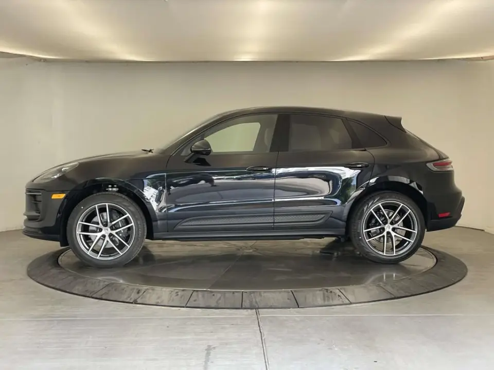 2026 Porsche Macan Base - Photo 15