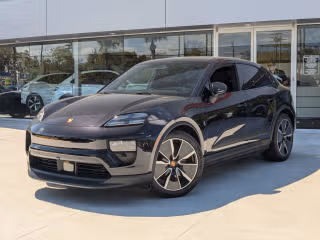 2024 Porsche Macan Macan 4 Electric's photo