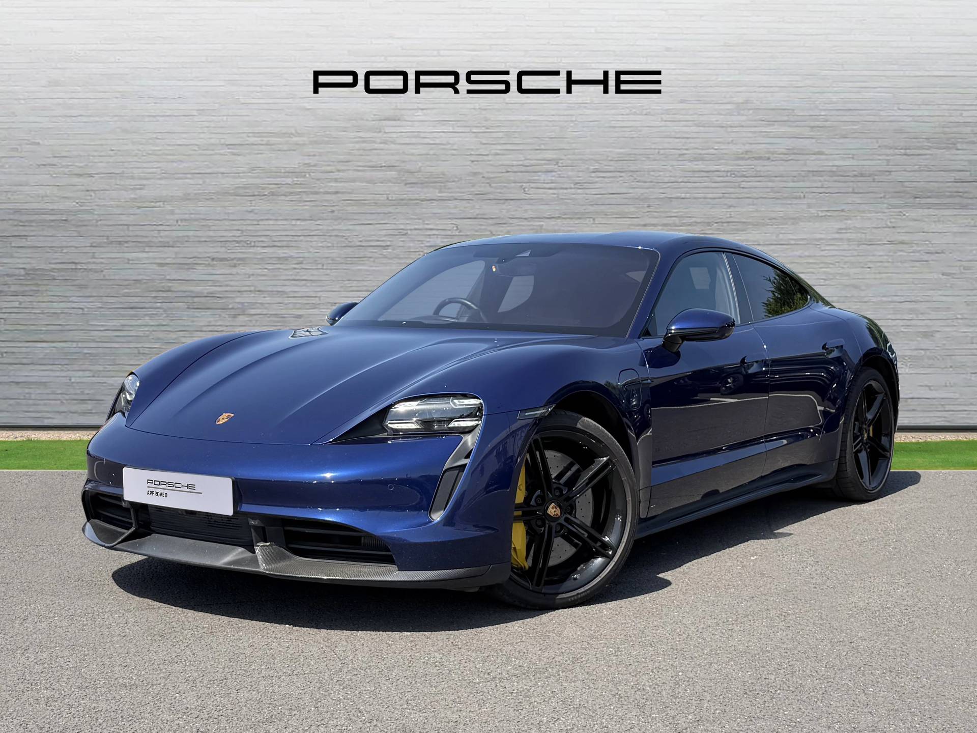 Taycan Turbo S, photo 2 of 30