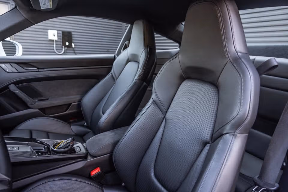 2024 Porsche 911 GTS - Photo 35