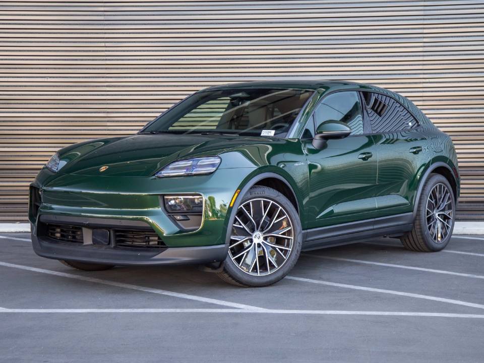2026 Porsche Macan