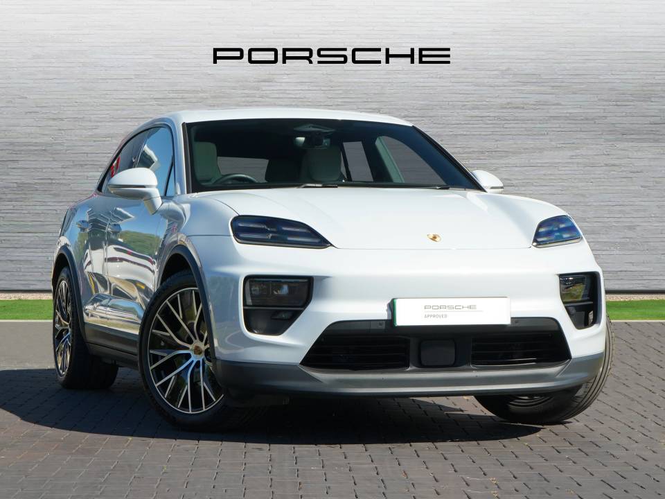 2025 Porsche Macan