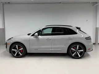 2026 Porsche Macan GTS - Photo 13